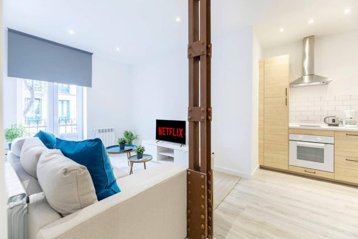 Encantador Apartamento Atocha Madrid Exterior photo