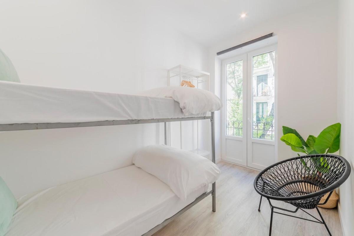 Encantador Apartamento Atocha Madrid Exterior photo