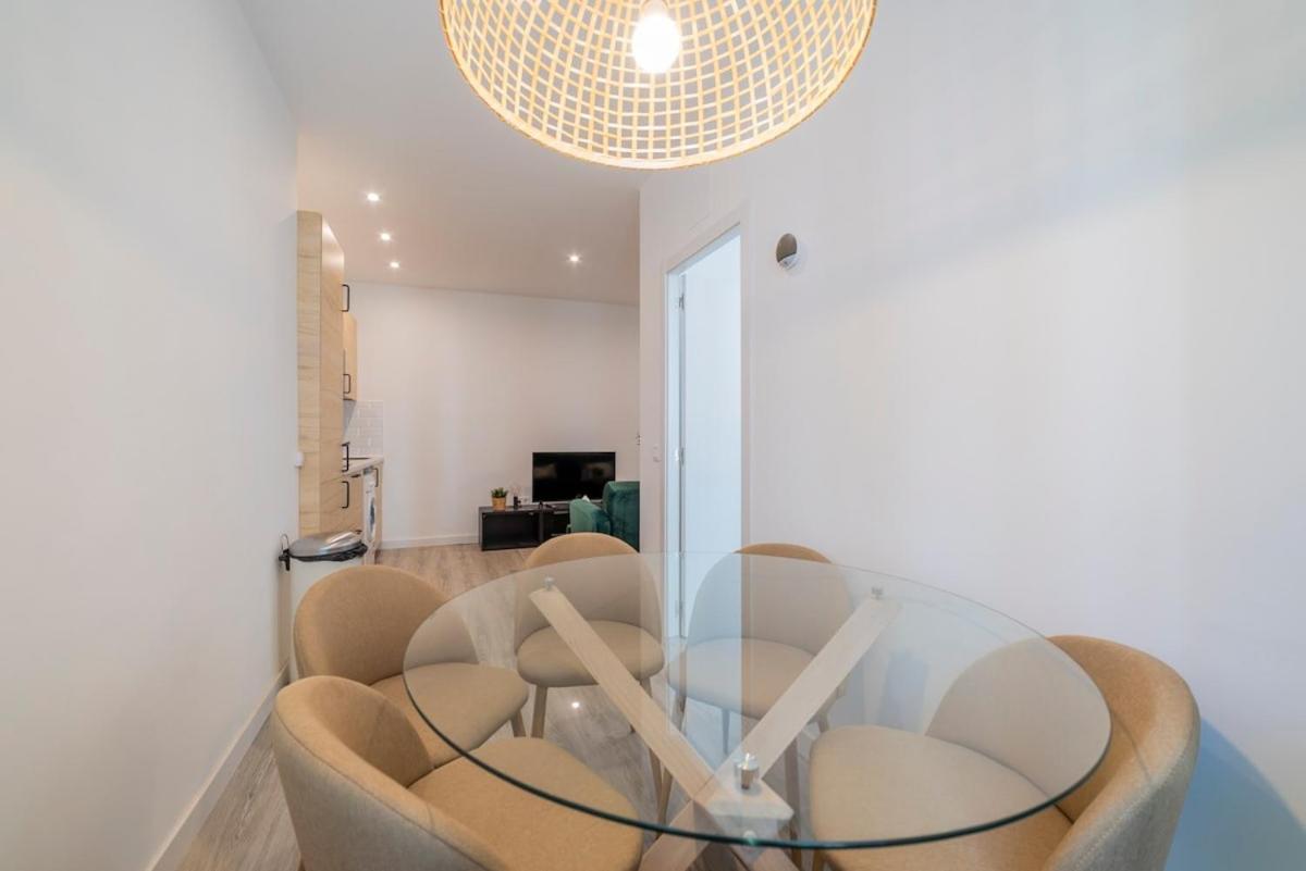 Encantador Apartamento Atocha Madrid Exterior photo
